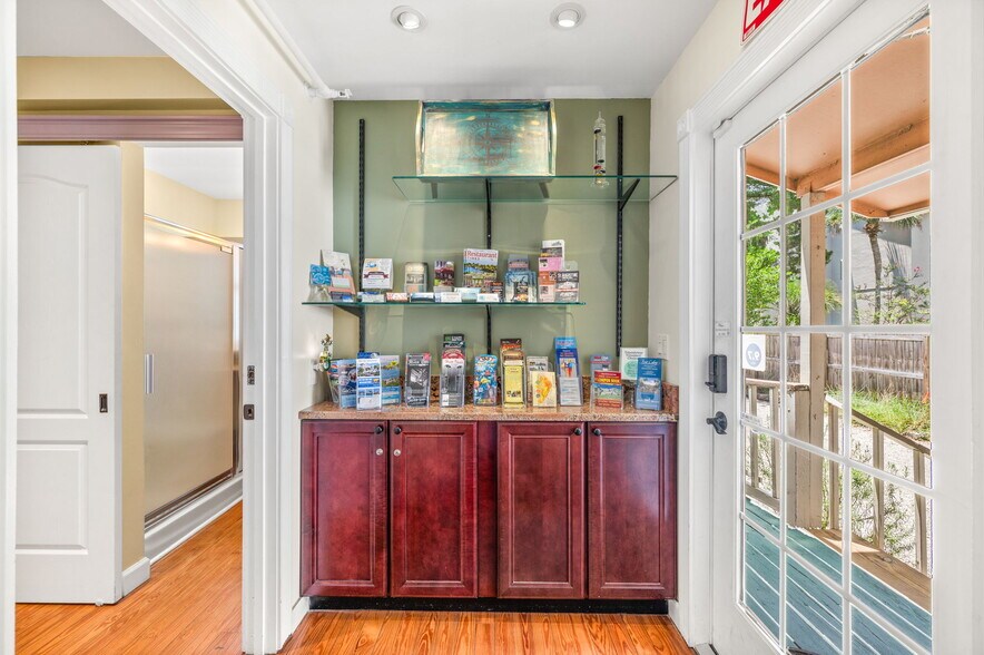 More Photos Of 89 Cedar St, Saint Augustine Hotel For Sale