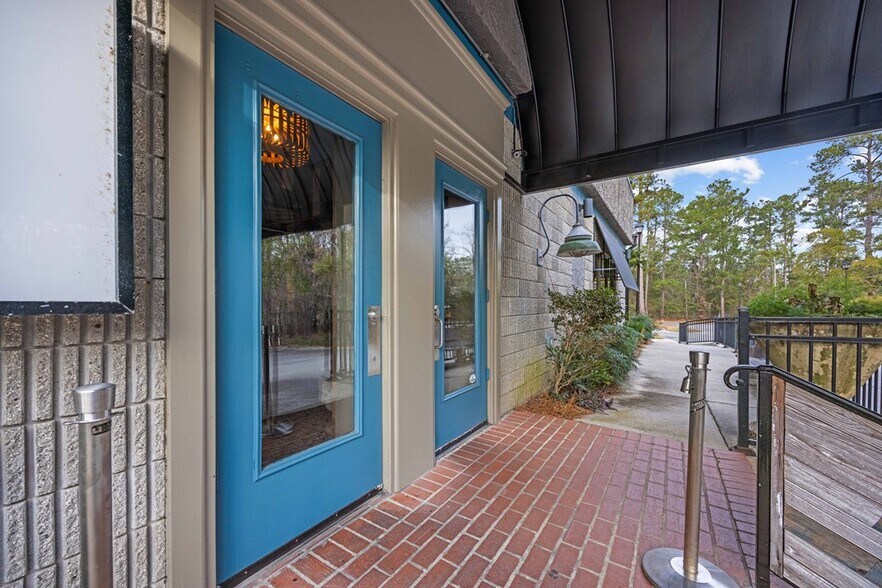 More Photos Of 1405 Gornto Rd, Valdosta Restaurant For Sale