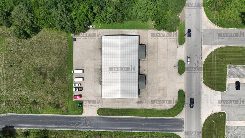 More Photos Of 1019 Cowan Dr, Lebanon Light Distribution For Lease