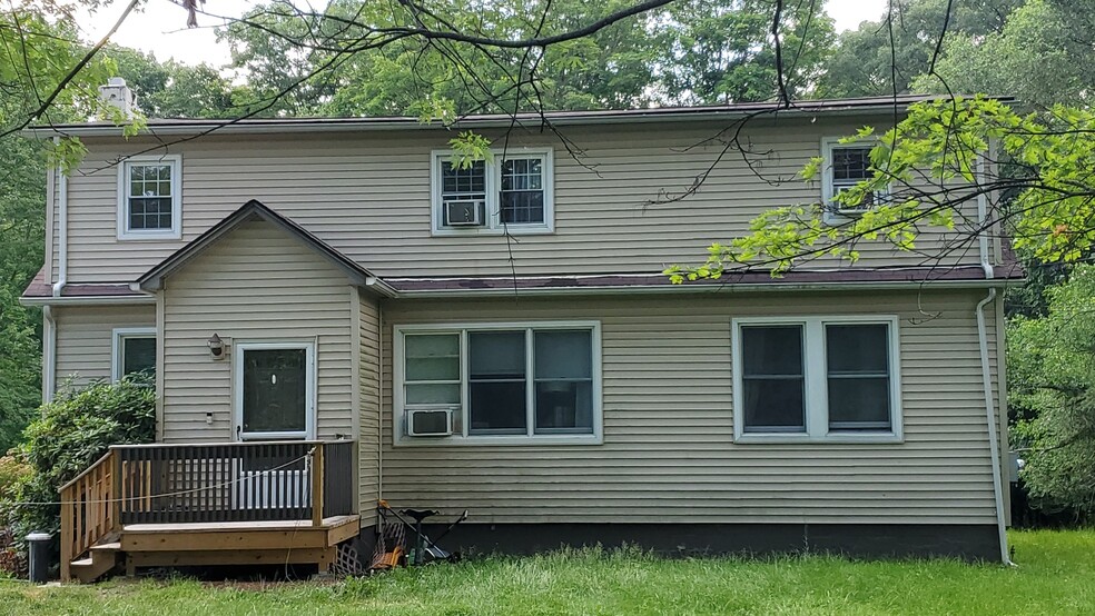 Primary Photo Of 51 Dubois Rd, New Paltz Apartments For Sale