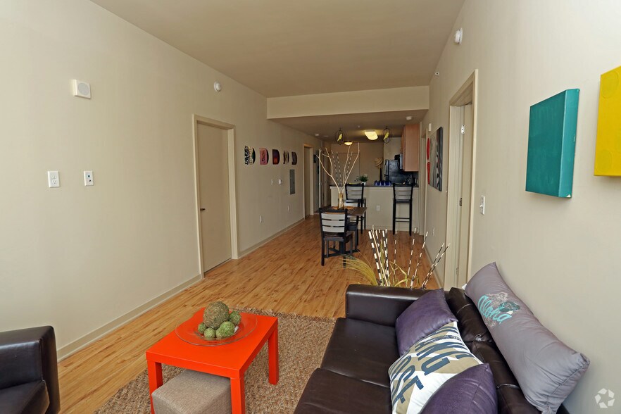 More Photos Of 30 W Biddle St, Baltimore Apartments For Lease