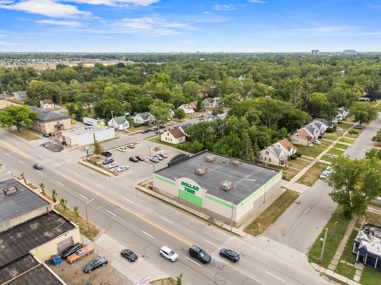 More Photos Of 18611 Joy Rd, Detroit Freestanding For Sale