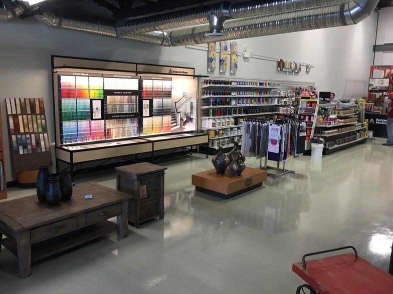 More Photos Of 100 Rainbow Rd, Chestermere Storefront Retail Office For Lease
