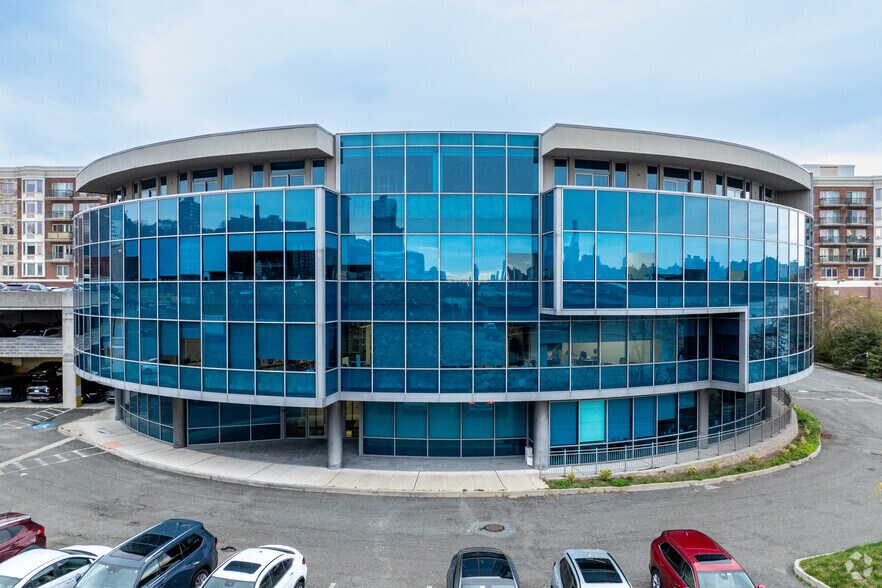 Primary Photo Of 6451 City Pl, Edgewater Coworking Space