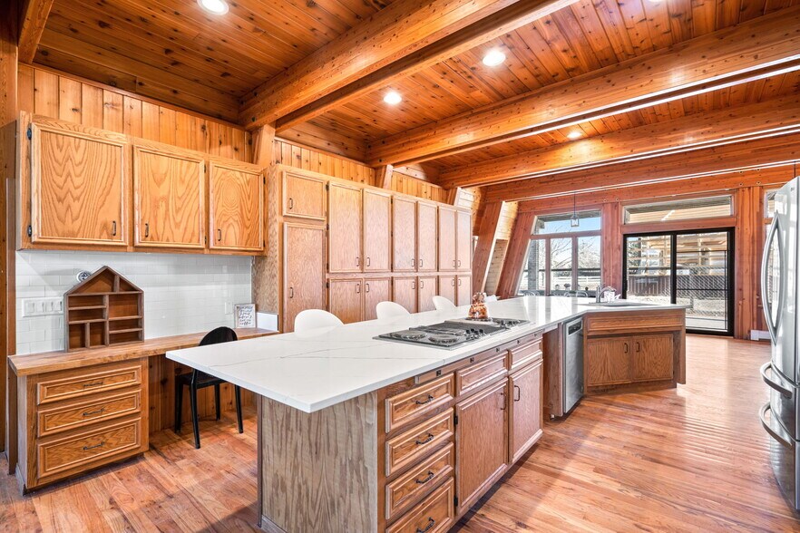 More Photos Of 13231 Dillon St, Brighton Specialty For Sale