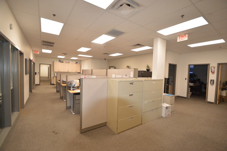 More Photos Of 2075 S Cottonwood Dr, Tempe Medical For Lease