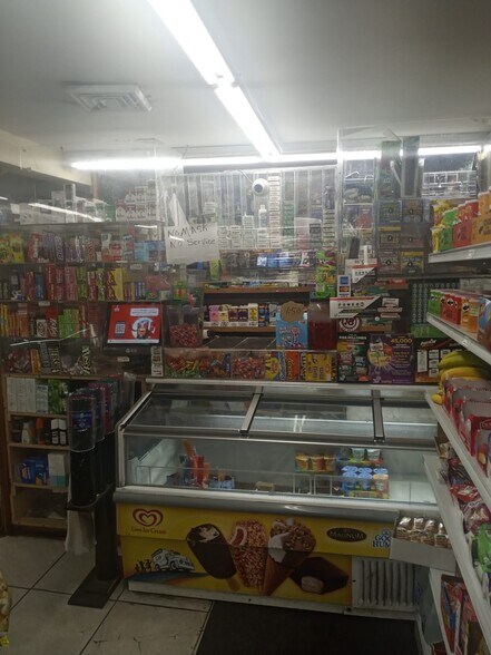 More Photos Of 17 Spring St, Trenton General Retail For Sale