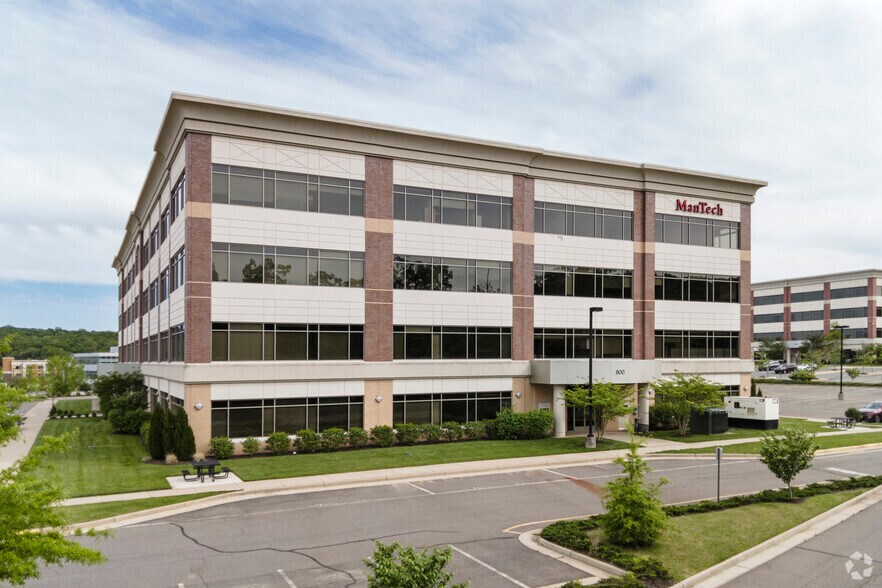 More Photos Of 800 Corporate Dr, Stafford Coworking Space