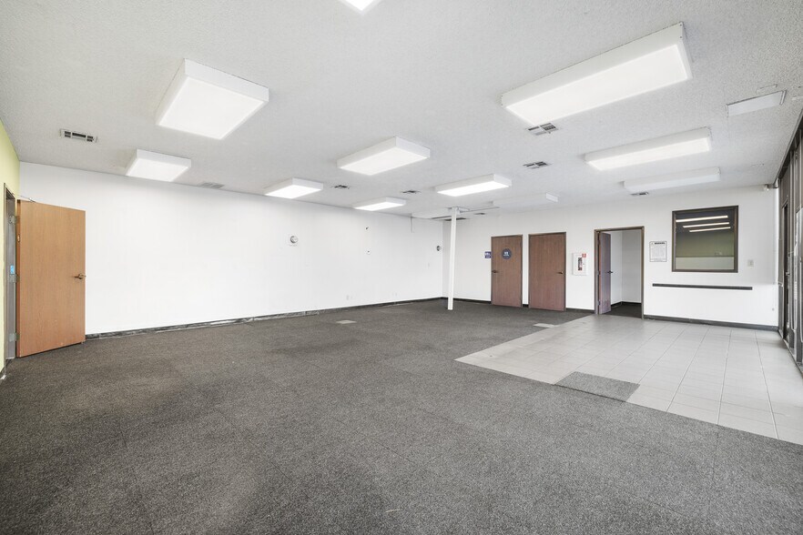 More Photos Of 1435 S La Cienega Blvd, Los Angeles Storefront Retail Office For Lease