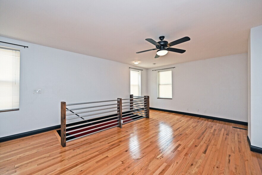 More Photos Of 226 E Clifton Ave, Cincinnati Apartments For Sale