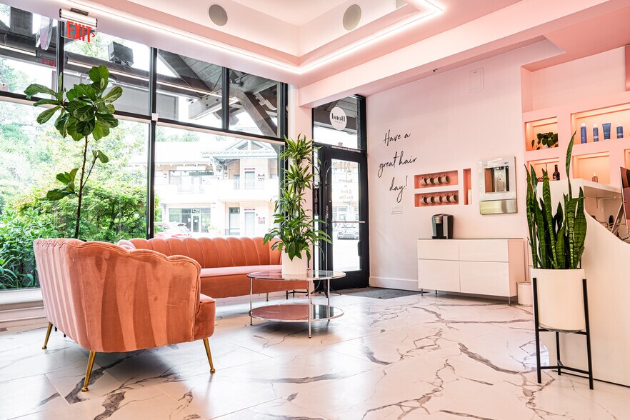 More Photos Of 230 De Anza Blvd, San Mateo General Retail For Lease