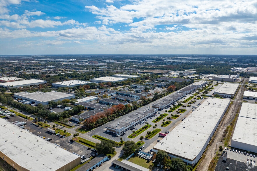 More Photos Of 7600 Southland Blvd, Orlando Unknown For Lease