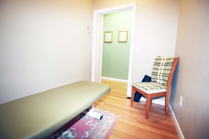 More Photos Of 845 N Main St, Providence Medical For Sale