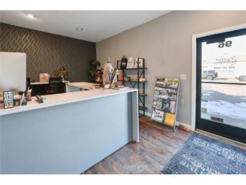More Photos Of 32 32nd Ave S, Saint Cloud Office For Lease