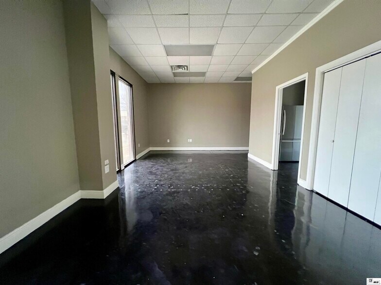 More Photos Of 5324 Cypress St, West Monroe Medical For Lease