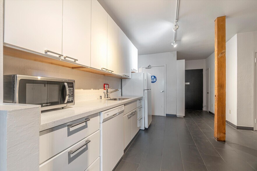 More Photos Of 1099 Folsom St, San Francisco Loft Creative Space For Lease