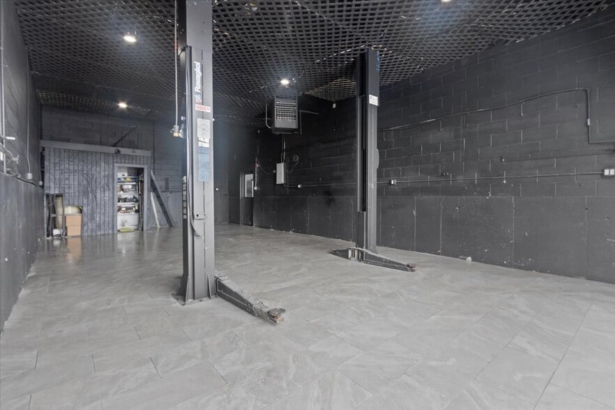 More Photos Of 106 River St, Dedham Auto Repair For Sale