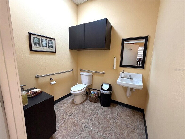 More Photos Of 3246 W Lake Mary Blvd, Lake Mary Office For Sale
