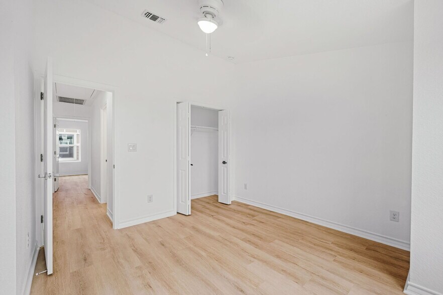 More Photos Of , San Antonio Multifamily For Sale