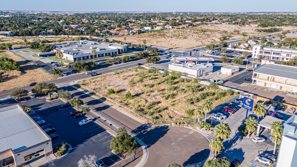 More Photos Of 221 Calle Del Norte, Laredo Land For Sale