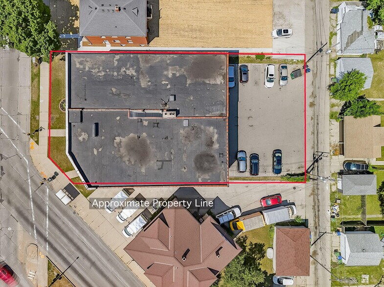 More Photos Of 3500 N Sherman Blvd, Milwaukee Loft Creative Space For Sale