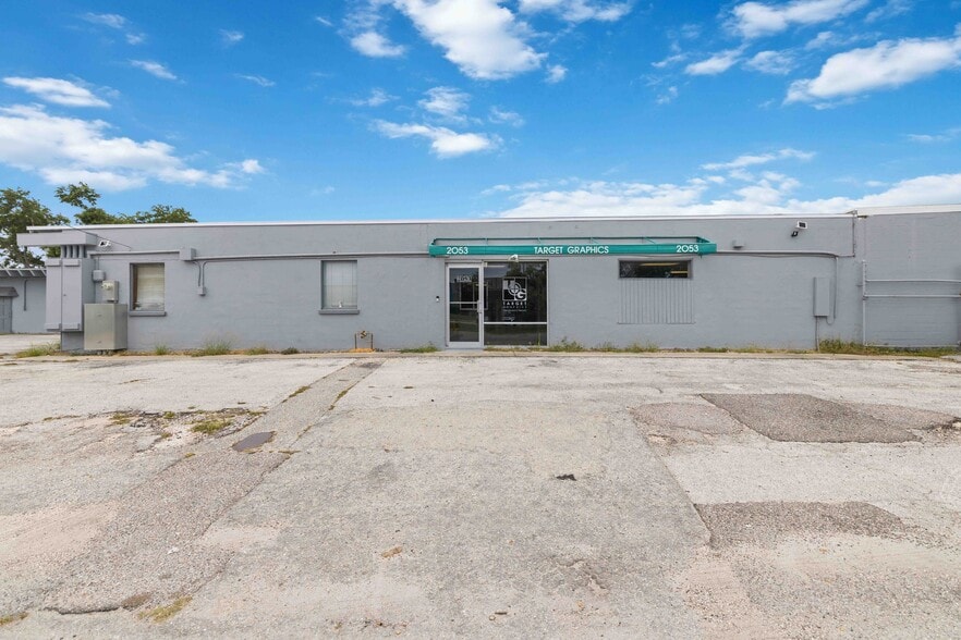 More Photos Of 2053 13th St, Sarasota Unknown For Lease