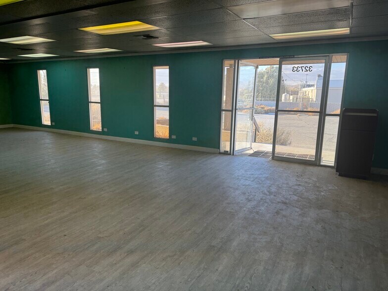 More Photos Of 32733 Highway 18, Lucerne Valley Freestanding For Lease