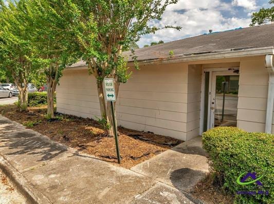 More Photos Of 512 Sumter St, Montezuma Medical For Sale