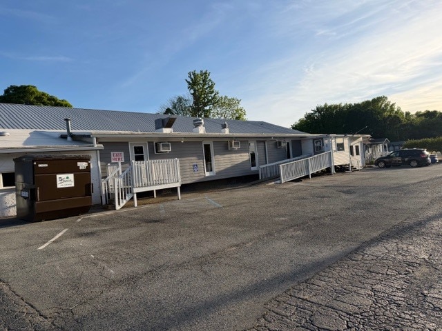Primary Photo Of 58 E Peacock Ave, Denton Specialty For Sale