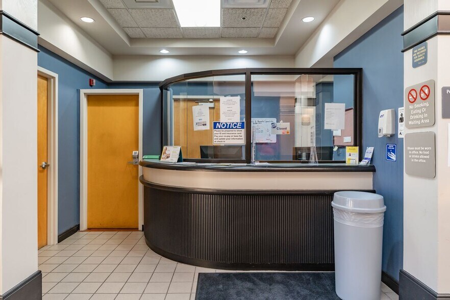 More Photos Of 6500 Preston Hwy, Louisville Medical For Lease