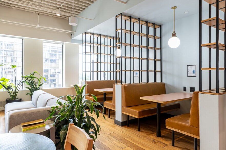 More Photos Of 1175 Peachtree St NE, Atlanta Office For Lease