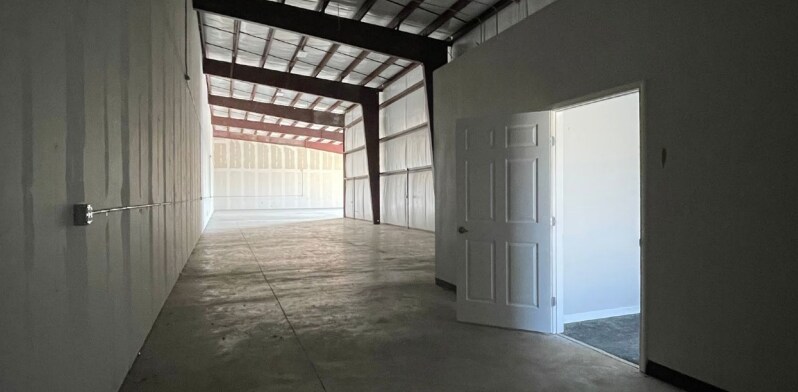 More Photos Of 2699 FARM TO MARKET ROAD 1460, Georgetown Warehouse For Lease