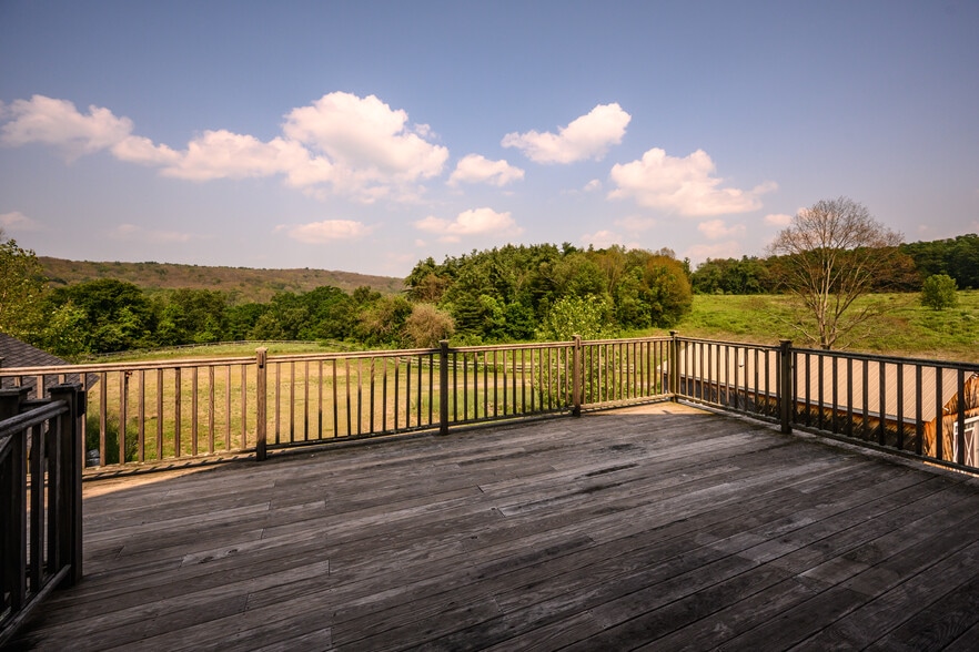 More Photos Of 98 Ryan Rd, Pine Plains Freestanding For Sale