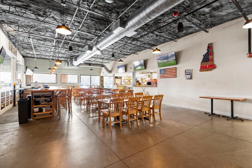 More Photos Of 1 Somersworth Plz, Somersworth Unknown For Sale