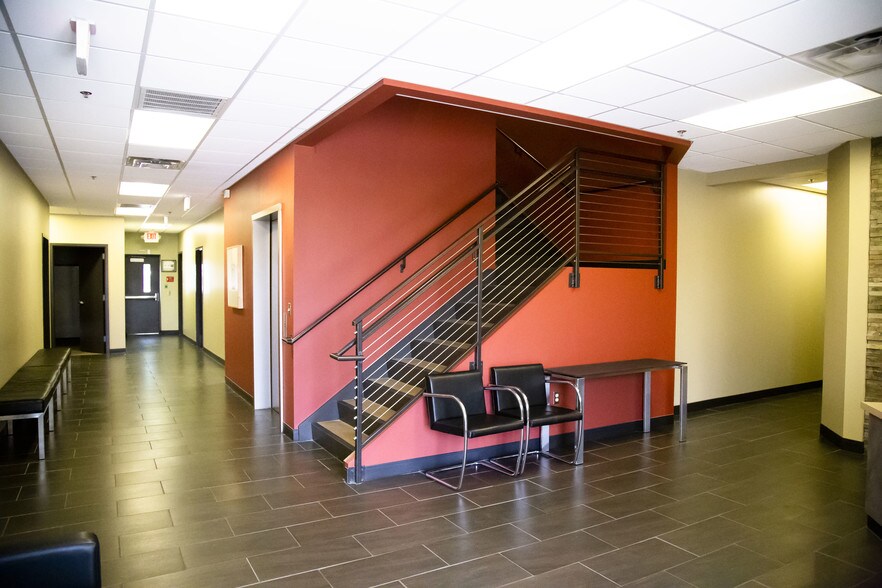 More Photos Of 1616 S Main St, Tulsa Office For Lease