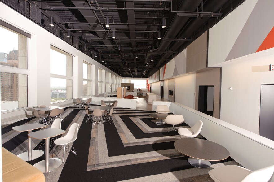More Photos Of 1301 Fannin St, Houston Office For Sale