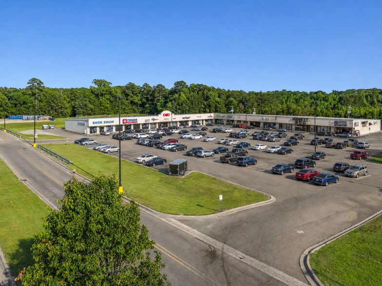 Primary Photo Of 50 Highway 79 N, Magnolia Storefront For Sale