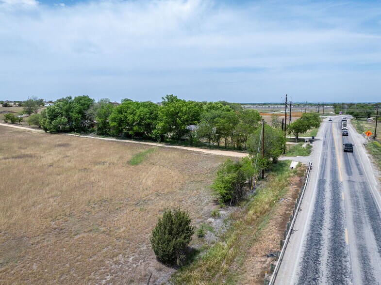 More Photos Of 409 Franks Rd, New Braunfels Land For Sale