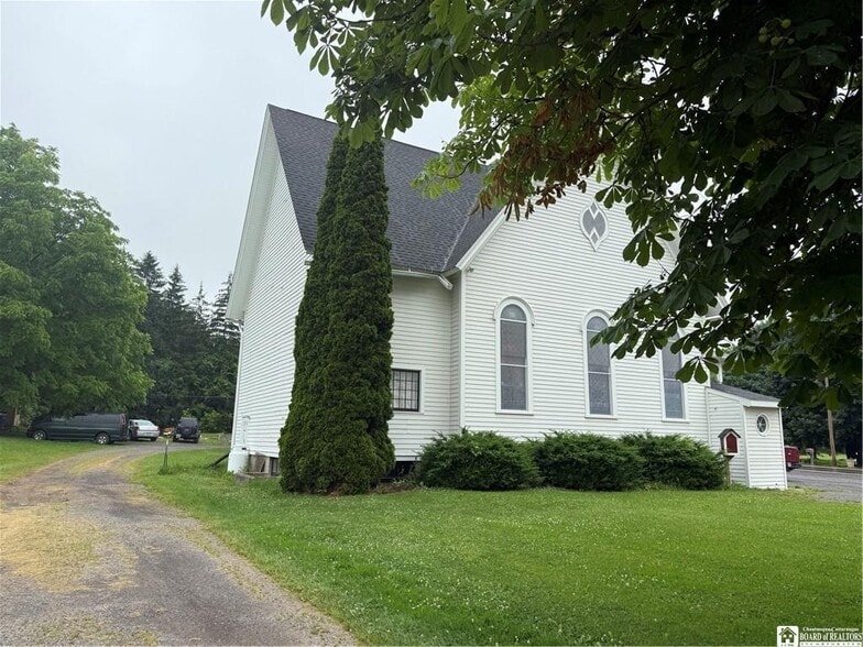 More Photos Of 2395 Havens Corners Rd, Penn Yan Religious Facility For Sale