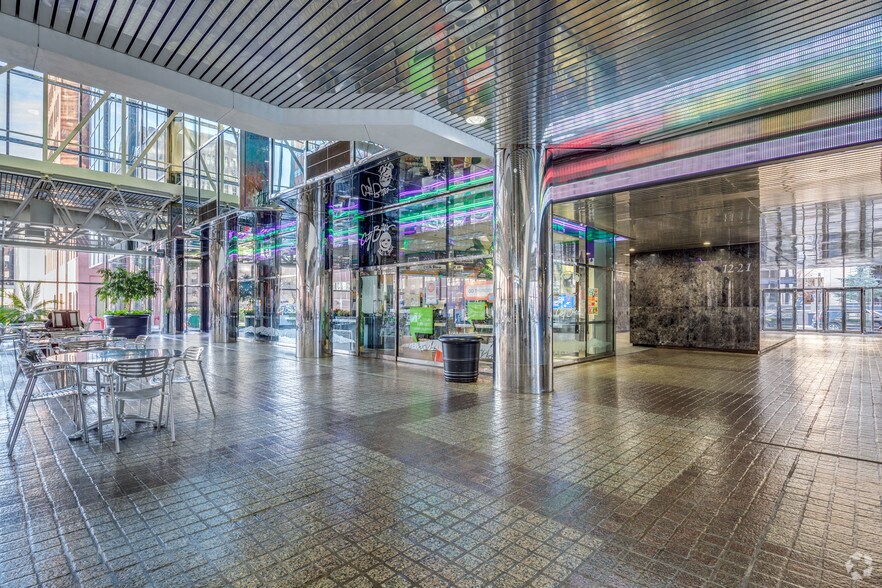 More Photos Of 211 N Robinson Ave, Oklahoma City Office For Lease