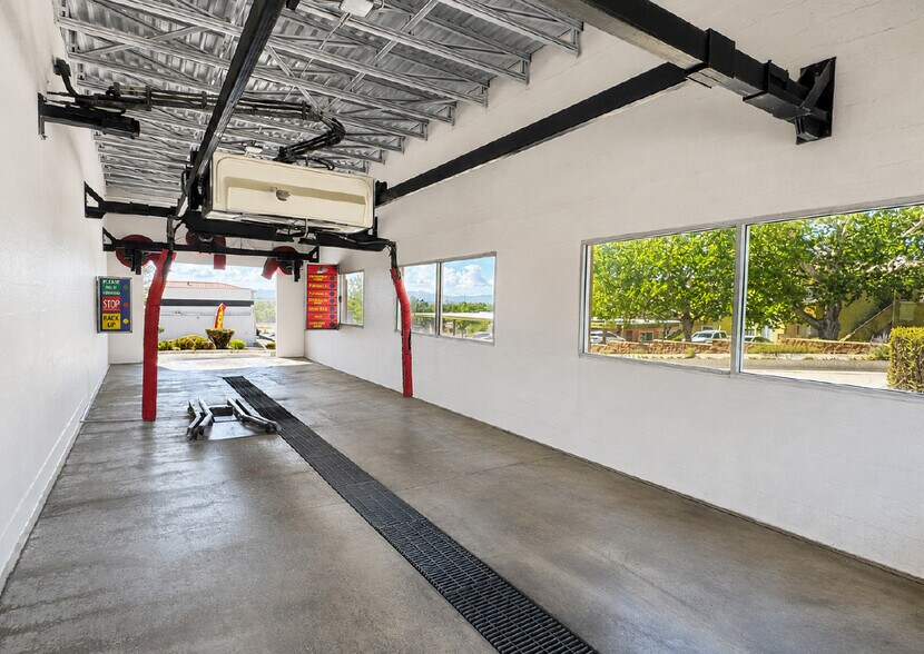 More Photos Of 5801 Coors Blvd NW, Albuquerque Carwash For Sale