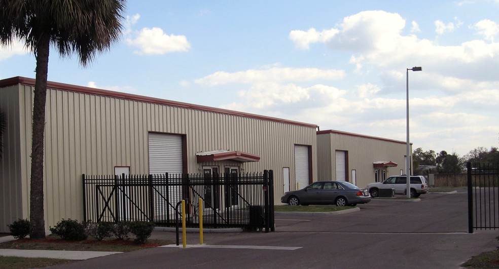 Primary Photo Of 3611 E 10th Ave, Tampa Warehouse For Lease