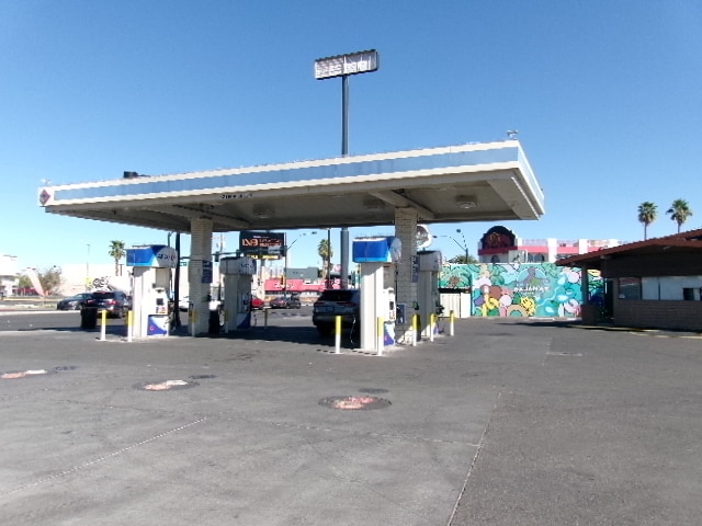 More Photos Of 1619 S Las Vegas Blvd, Las Vegas Convenience Store For Sale