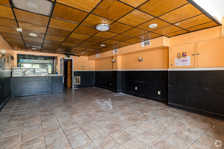 More Photos Of 2192 Campbellton Rd, Atlanta Unknown For Sale