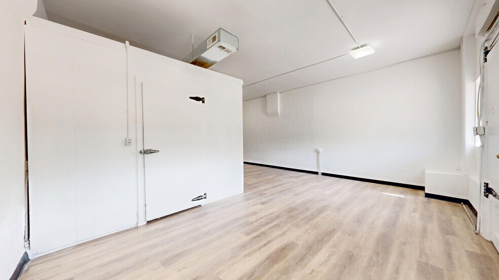 More Photos Of 4342 Delaware St, Denver Warehouse For Sale