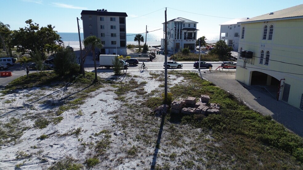 More Photos Of 2915 Estero Blvd, Fort Myers Beach Land For Sale