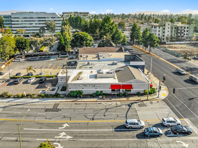 More Photos Of 2490-2496 W El Camino Real, Mountain View Freestanding For Sale