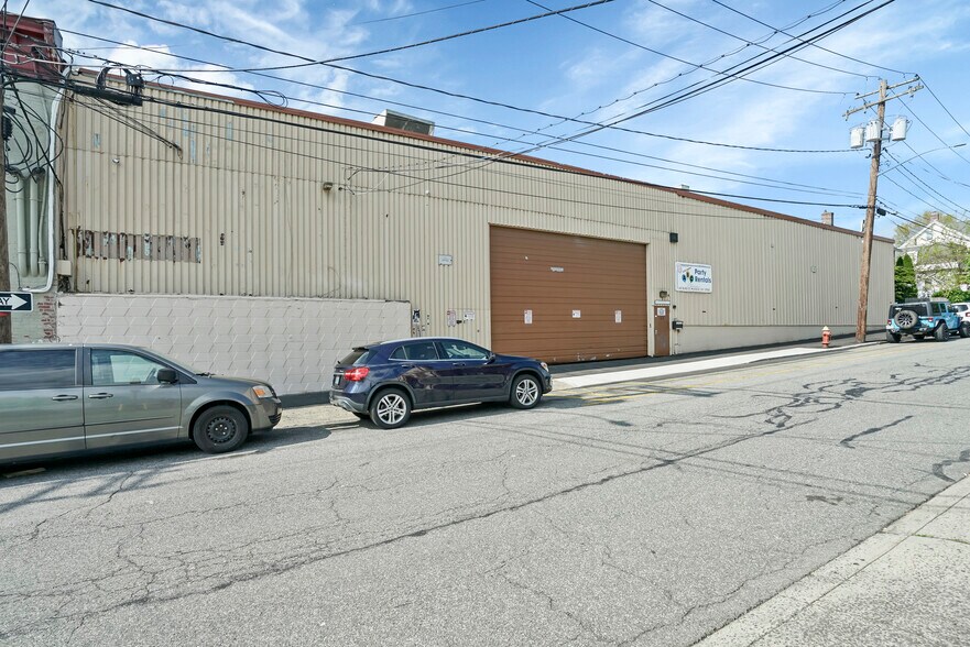 More Photos Of 149 Burd St, Nyack Warehouse For Sale