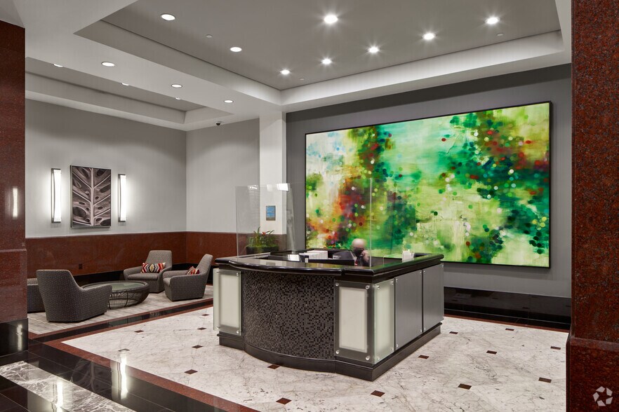 More Photos Of 150 W Jefferson Ave, Detroit Office For Lease