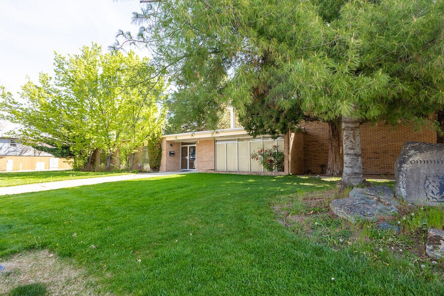 More Photos Of 408 N Garden St, Boise Religious Facility For Sale